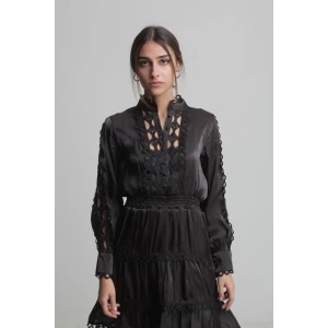 Φόρεμα δαντέλα